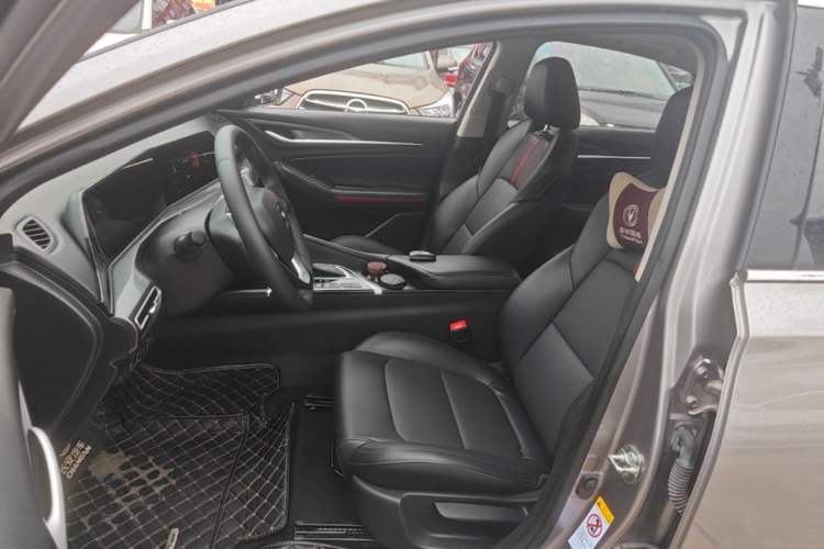 Used CHANGAN Eado 2020 PLUS Blue Whale NE 1.4T GDI DCT Prestige Model Left Front Seat