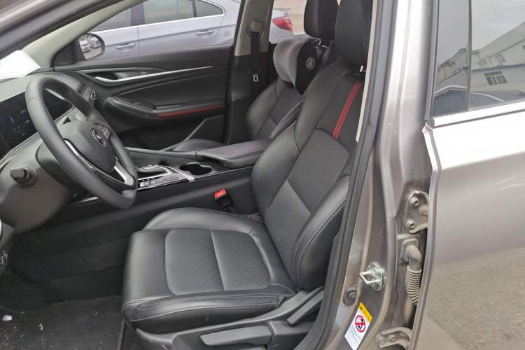 Used CHANGAN Eado 2020 PLUS Blue Whale NE 1.4T GDI DCT Prestige Model Left Front Seat