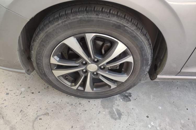 Used CHANGAN Eado 2020 PLUS Blue Whale NE 1.4T GDI DCT Prestige Model Left Front Wheel Hub