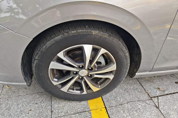 Used CHANGAN Eado 2020 PLUS Blue Whale NE 1.4T GDI DCT Prestige Model Left Front Wheel Hub