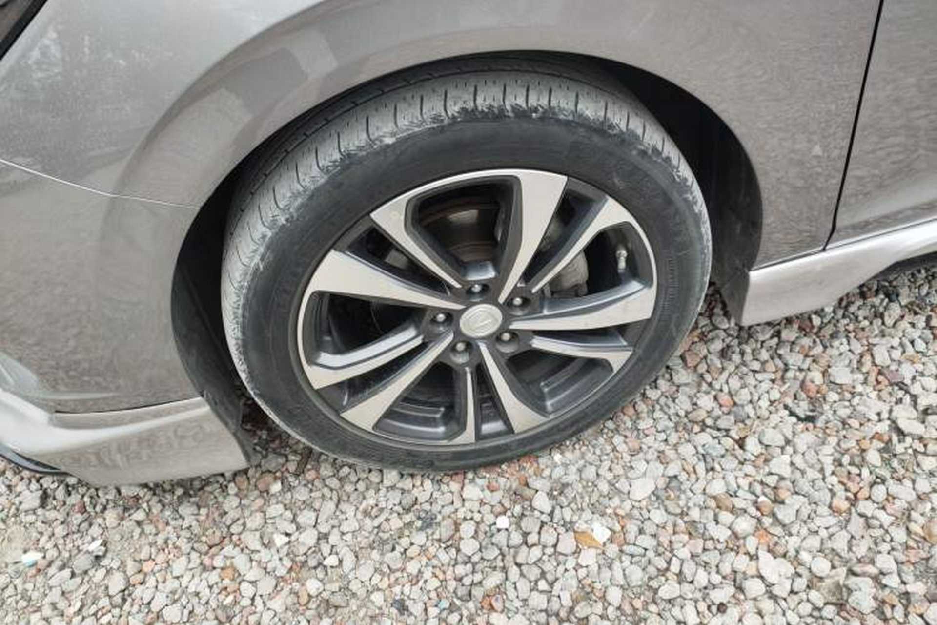 Used CHANGAN Eado 2020 PLUS Blue Whale NE 1.4T GDI DCT Flagship Model Left Front Wheel Hub