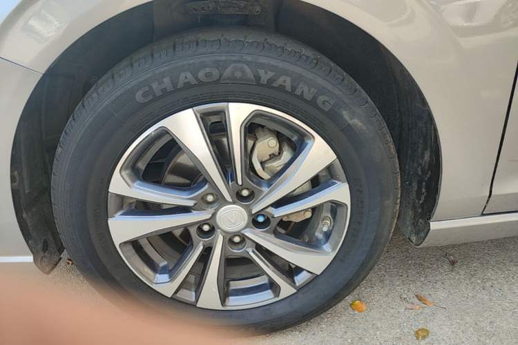 Used CHANGAN Eado 2020 PLUS 1.6L GDI Manual Luxury Model Left Front Wheel Hub