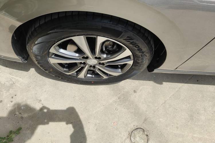 Used CHANGAN Eado 2020 PLUS Blue Whale NE 1.4T GDI DCT Prestige Model Left Front Wheel Hub