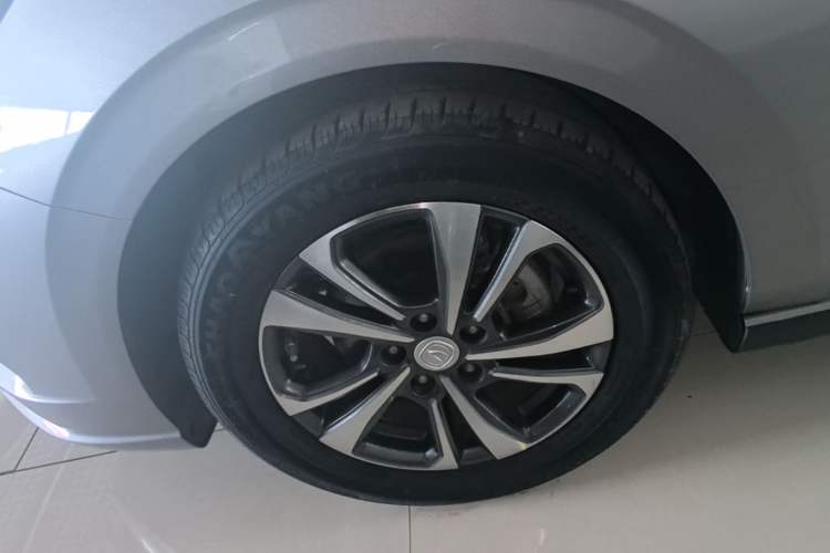 Used CHANGAN Eado 2020 PLUS Blue Whale NE 1.4T GDI DCT Prestige Model Left Front Wheel Hub