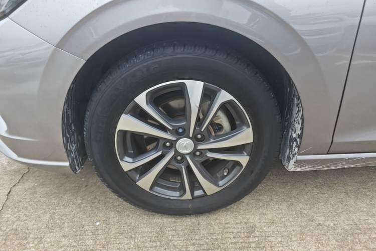 Used CHANGAN Eado 2020 PLUS Blue Whale NE 1.4T GDI DCT Prestige Model Left Front Wheel Hub