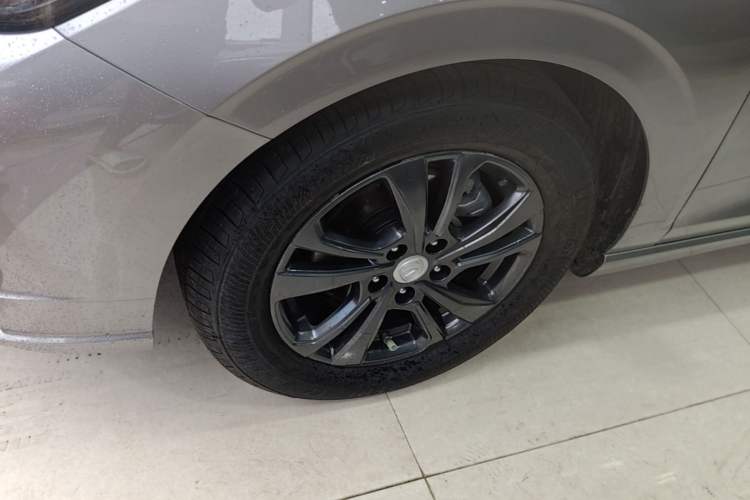 Used CHANGAN Eado 2020 PLUS Blue Whale NE 1.4T GDI DCT Prestige Model Left Front Wheel Hub
