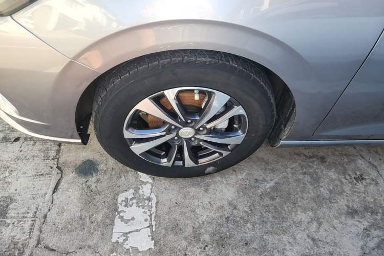 Used CHANGAN Eado 2020 PLUS Million Edition 1.6L GDI CVT Luxury Model Left Front Wheel Hub