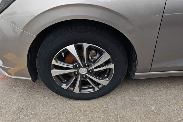 Used CHANGAN Eado 2020 PLUS Blue Whale NE 1.4T GDI DCT Prestige Model Left Front Wheel Hub