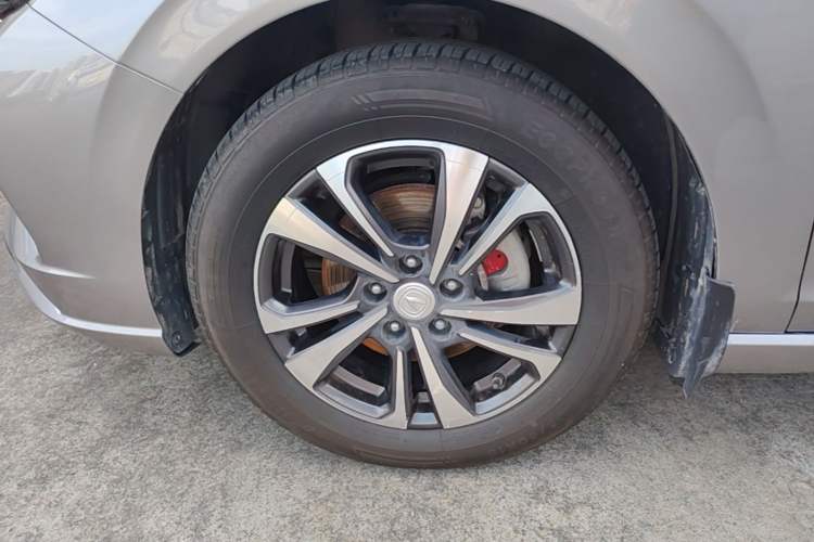 Used CHANGAN Eado 2020 PLUS Blue Whale NE 1.4T GDI DCT Prestige Model Left Front Wheel Hub