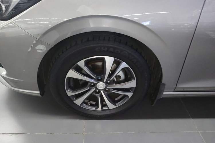 Used CHANGAN Eado 2020 PLUS Blue Whale NE 1.4T GDI DCT Prestige Model Left Front Wheel Hub