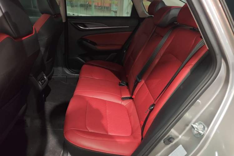Used CHANGAN Eado 2020 PLUS Blue Whale NE 1.4T GDI DCT Flagship Model Left Rear Seat
