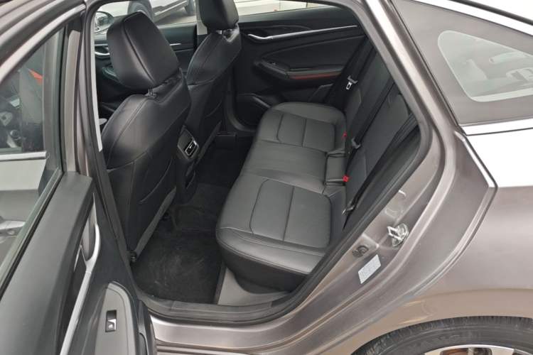 Used CHANGAN Eado 2020 PLUS Blue Whale NE 1.4T GDI DCT Prestige Model Left Rear Seat