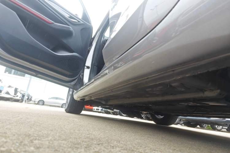 Used CHANGAN Eado 2020 PLUS Blue Whale NE 1.4T GDI DCT Prestige Model Left Side Sill