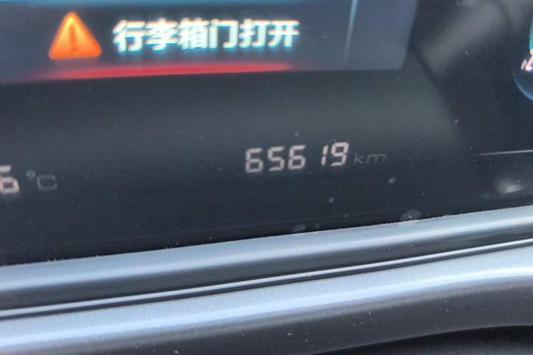 Used CHANGAN Eado 2020 PLUS Blue Whale NE 1.4T GDI DCT Prestige Model Odometer Close Up