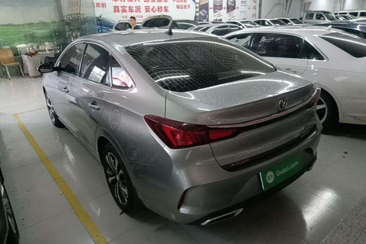 Used CHANGAN Eado 2020 PLUS Blue Whale NE 1.4T GDI DCT Flagship Model Rear Left 45 Deg
