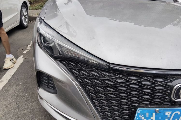 Used CHANGAN Eado 2020 PLUS Blue Whale NE 1.4T GDI DCT Fēngshàng Trim Right Front Headlight