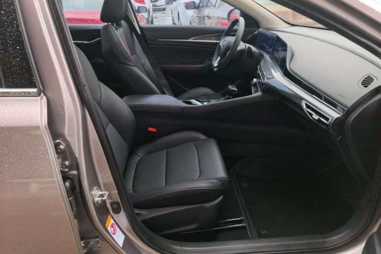 Used CHANGAN Eado 2020 PLUS Blue Whale NE 1.4T GDI DCT Prestige Model Right Front Seat