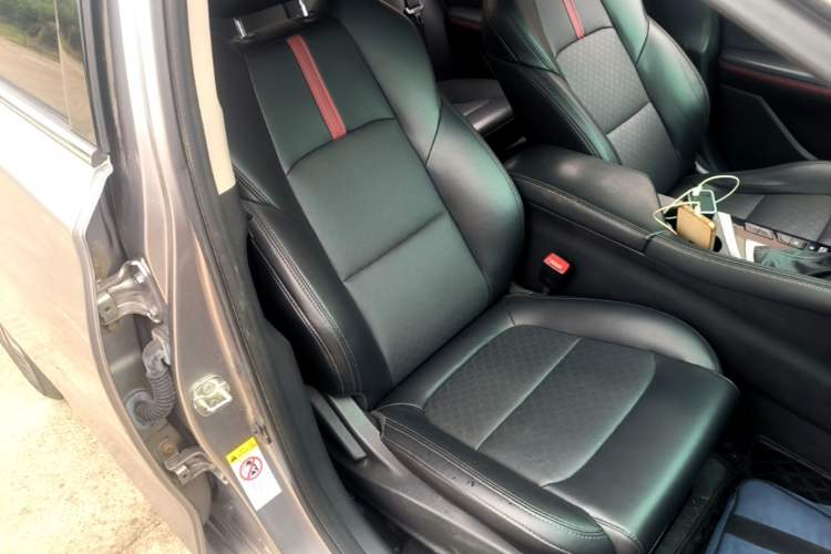 Used CHANGAN Eado 2020 PLUS Blue Whale NE 1.4T GDI DCT Prestige Model Right Front Seat