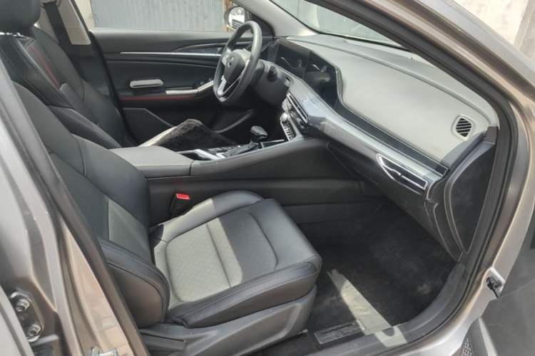 Used CHANGAN Eado 2020 PLUS Blue Whale NE 1.4T GDI DCT Prestige Model Right Front Seat