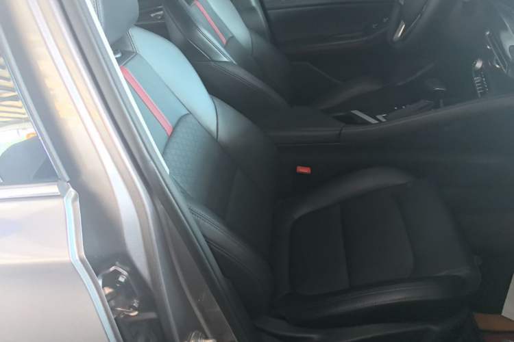 Used CHANGAN Eado 2020 PLUS Blue Whale NE 1.4T GDI DCT Prestige Model Right Front Seat