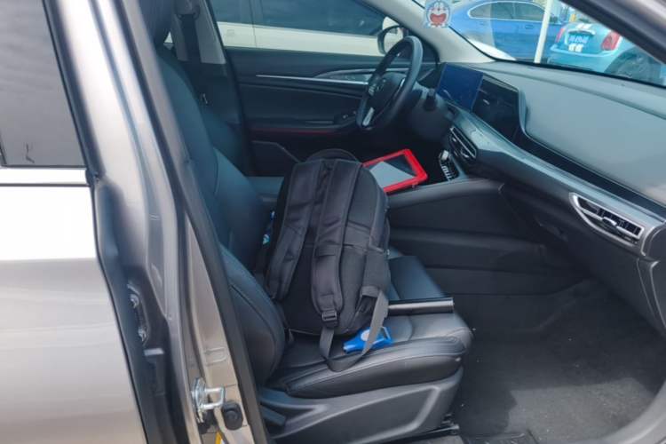 Used CHANGAN Eado 2020 PLUS Blue Whale NE 1.4T GDI DCT Prestige Model Right Front Seat
