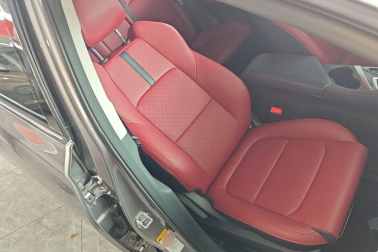 Used CHANGAN Eado 2020 PLUS Blue Whale NE 1.4T GDI DCT Flagship Model Right Front Seat