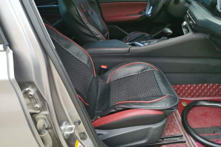 Used CHANGAN Eado 2020 PLUS Blue Whale NE 1.4T GDI DCT Flagship Model Right Front Seat