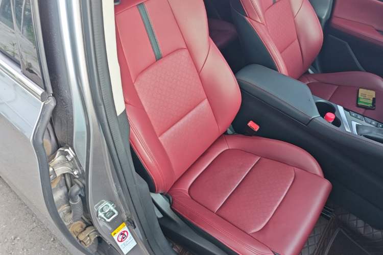 Used CHANGAN Eado 2020 PLUS Blue Whale NE 1.4T GDI DCT Flagship Model Right Front Seat