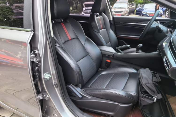 Used CHANGAN Eado 2020 PLUS 1.6L GDI Manual Luxury Model Right Front Seat