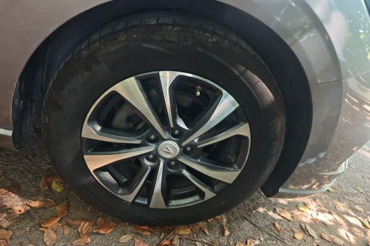 Used CHANGAN Eado 2020 PLUS Blue Whale NE 1.4T GDI DCT Prestige Model Right Front Wheel Hub