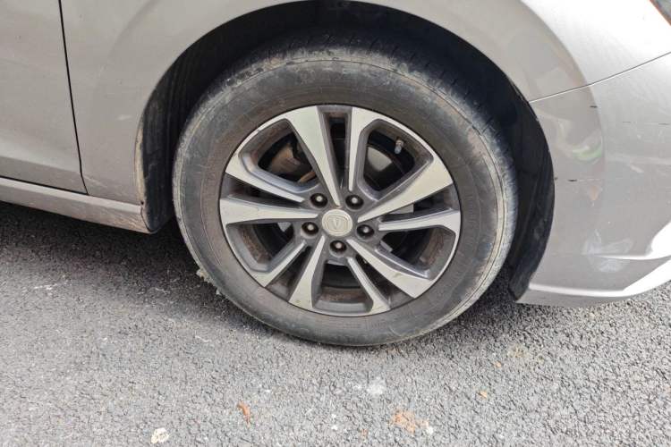 Used CHANGAN Eado 2020 PLUS Blue Whale NE 1.4T GDI DCT Prestige Model Right Front Wheel Hub