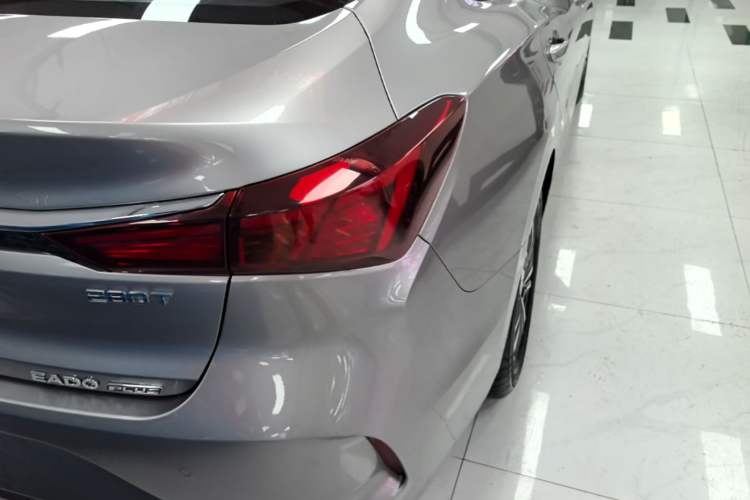 Used CHANGAN Eado 2020 PLUS Blue Whale NE 1.4T GDI DCT Prestige Model Right Rear Taillight