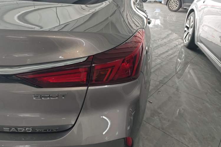 Used CHANGAN Eado 2020 PLUS Blue Whale NE 1.4T GDI DCT Flagship Model Right Rear Taillight