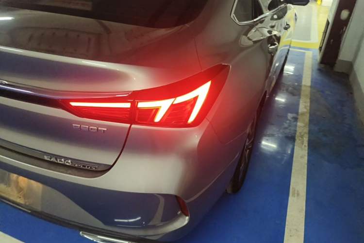 Used CHANGAN Eado 2020 PLUS Blue Whale NE 1.4T GDI DCT Flagship Model Right Rear Taillight