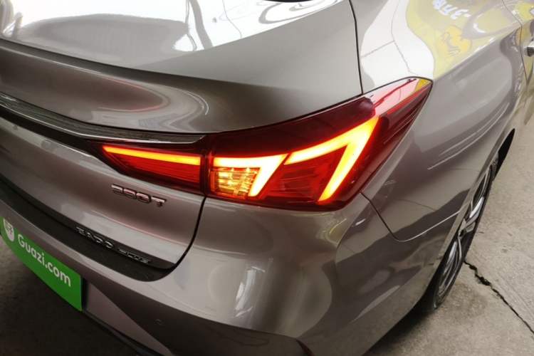 Used CHANGAN Eado 2020 PLUS Blue Whale NE 1.4T GDI DCT Flagship Model Right Rear Taillight