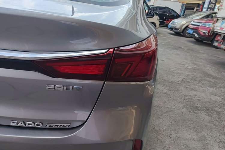 Used CHANGAN Eado 2020 PLUS Blue Whale NE 1.4T GDI DCT Prestige Model Right Rear Taillight