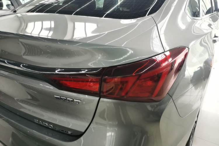 Used CHANGAN Eado 2020 PLUS Blue Whale NE 1.4T GDI DCT Prestige Model Right Rear Taillight