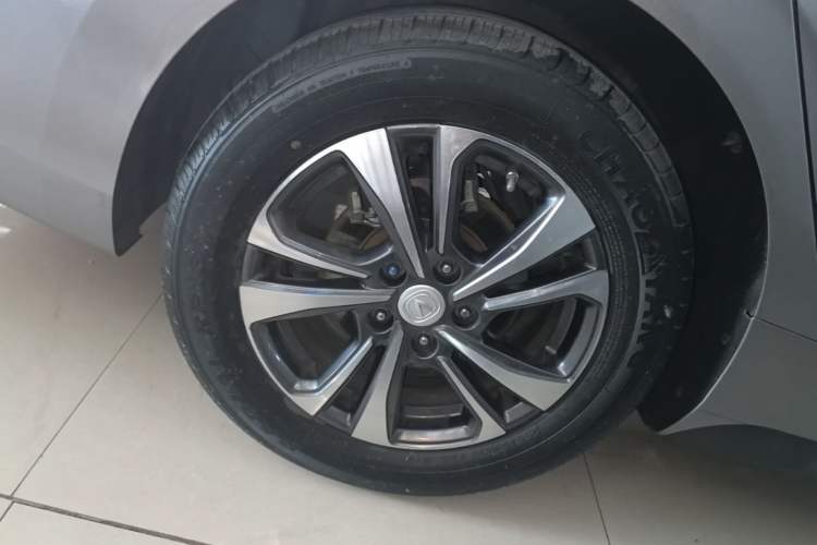 Used CHANGAN Eado 2020 PLUS Blue Whale NE 1.4T GDI DCT Prestige Model Right Rear Wheel Hub