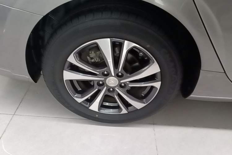 Used CHANGAN Eado 2020 PLUS Million Edition 1.6L GDI CVT Luxury Model Right Rear Wheel Hub