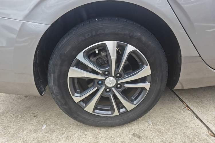 Used CHANGAN Eado 2020 PLUS Blue Whale NE 1.4T GDI DCT Prestige Model Right Rear Wheel Hub