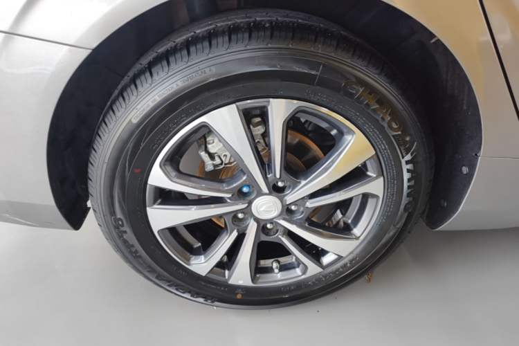 Used CHANGAN Eado 2020 PLUS Blue Whale NE 1.4T GDI DCT Prestige Model Right Rear Wheel Hub