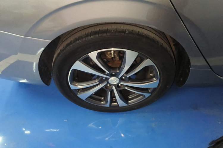 Used CHANGAN Eado 2020 PLUS Blue Whale NE 1.4T GDI DCT Flagship Model Right Rear Wheel Hub