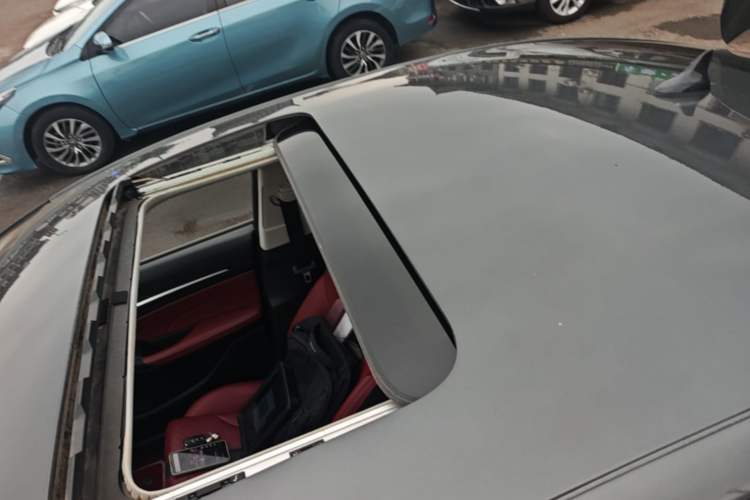 Used CHANGAN Eado 2020 PLUS Blue Whale NE 1.4T GDI DCT Prestige Model Roof