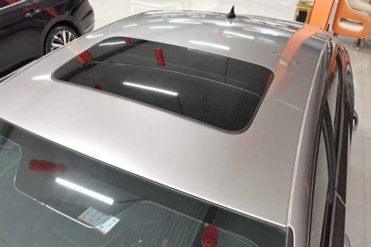 Used CHANGAN Eado 2020 PLUS 1.6L GDI Automatic Luxury Model Roof