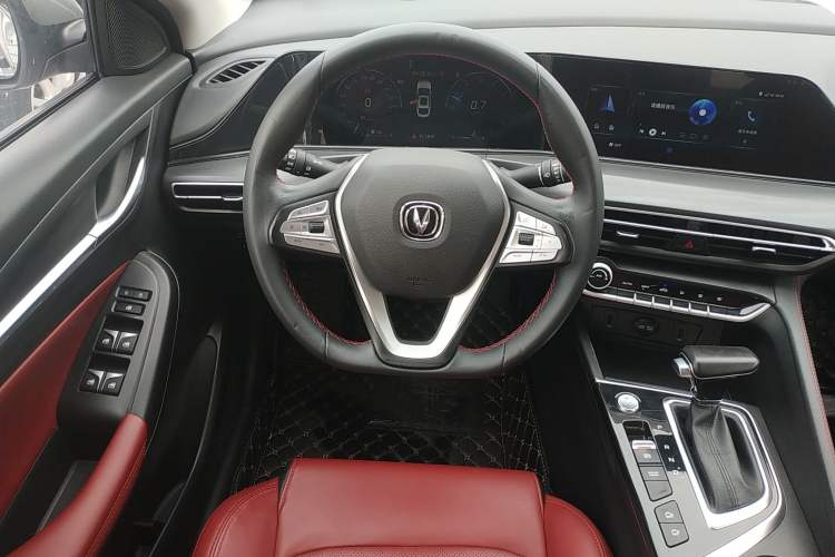Used CHANGAN Eado 2020 PLUS Blue Whale NE 1.4T GDI DCT Flagship Model Steering Wheel