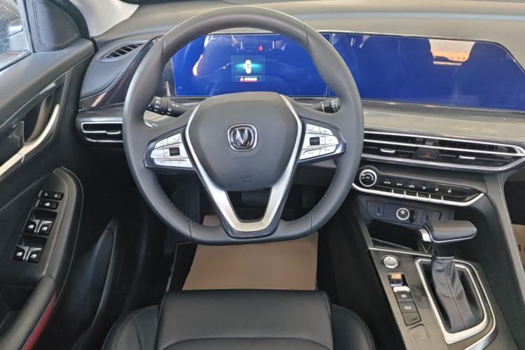 Used CHANGAN Eado 2020 PLUS Blue Whale NE 1.4T GDI DCT Prestige Model Steering Wheel
