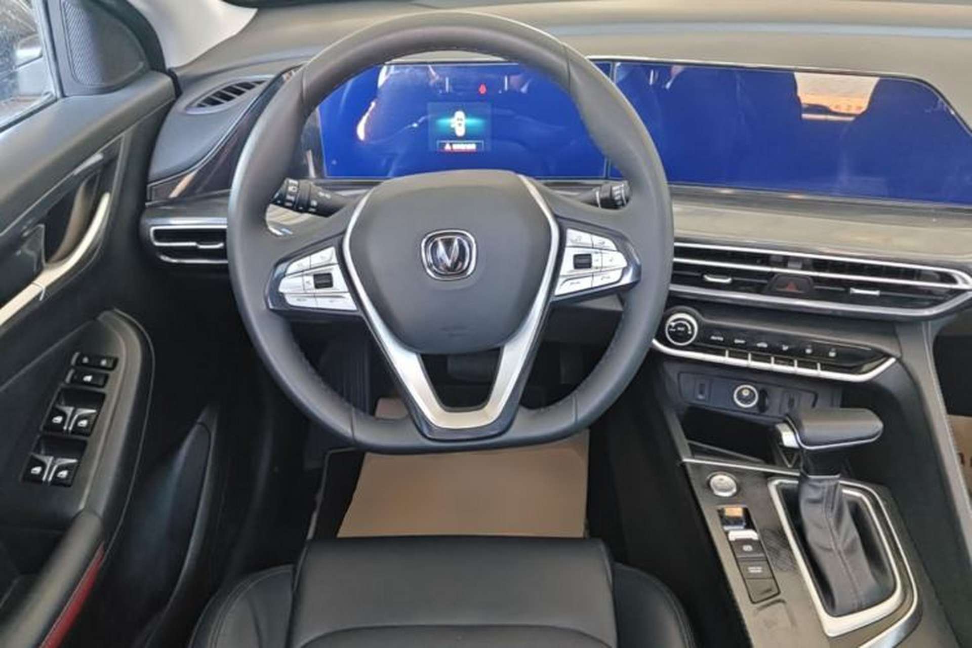 Used CHANGAN Eado 2020 PLUS Blue Whale NE 1.4T GDI DCT Prestige Model Steering Wheel
