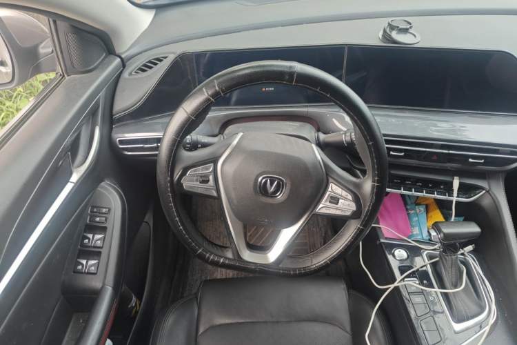 Used CHANGAN Eado 2020 PLUS Blue Whale NE 1.4T GDI DCT Prestige Model Steering Wheel
