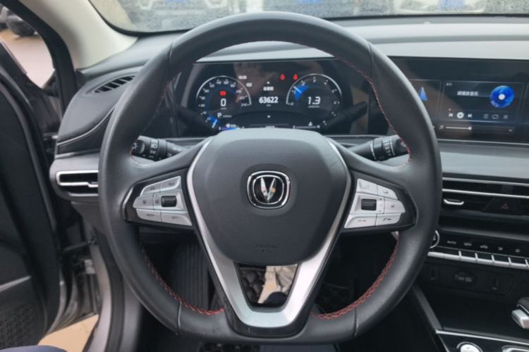 Used CHANGAN Eado 2020 PLUS Blue Whale NE 1.4T GDI DCT Flagship Model Steering Wheel