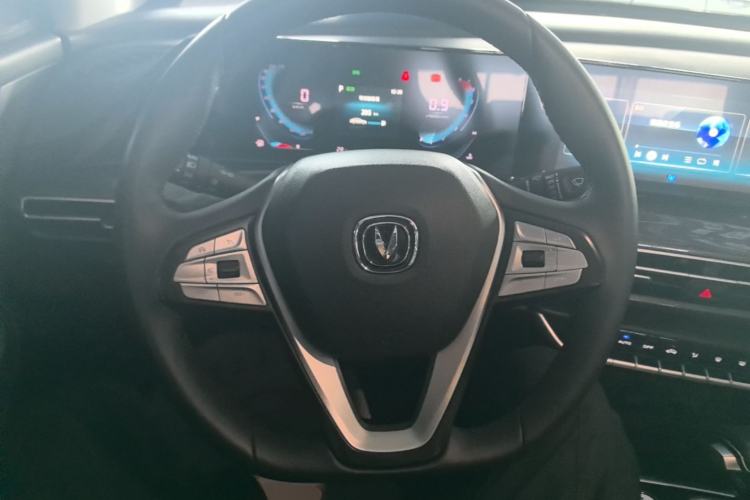 Used CHANGAN Eado 2020 PLUS Blue Whale NE 1.4T GDI DCT Prestige Model Steering Wheel